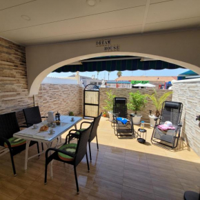 House with roof terrace